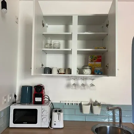 Totoro @ Free Parking/wifi/draps Apartment *
