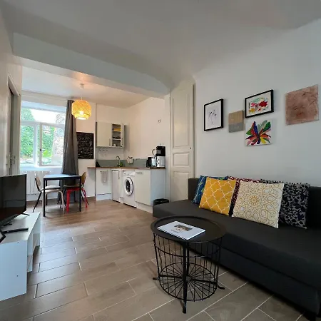 Totoro @ Free Parking/wifi/draps Thiers